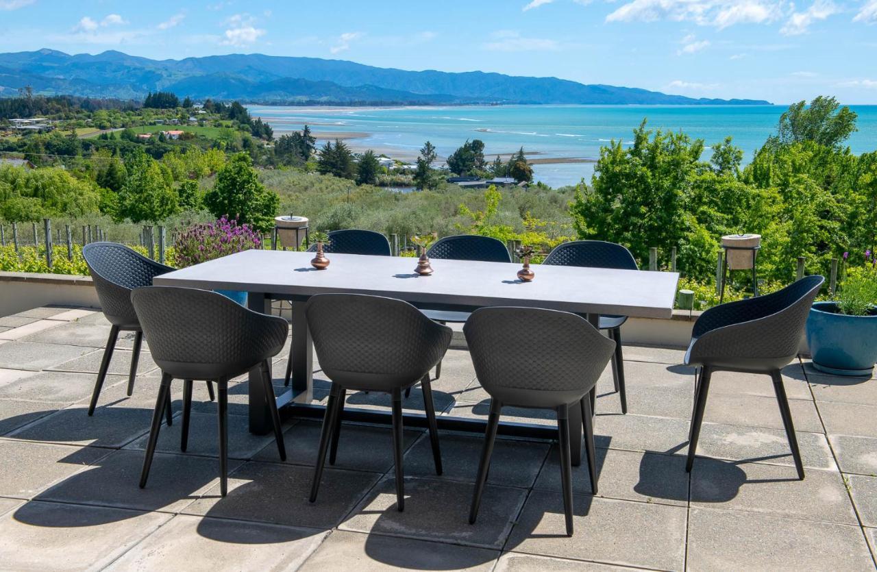 Windhover Suites Tasman Exterior photo